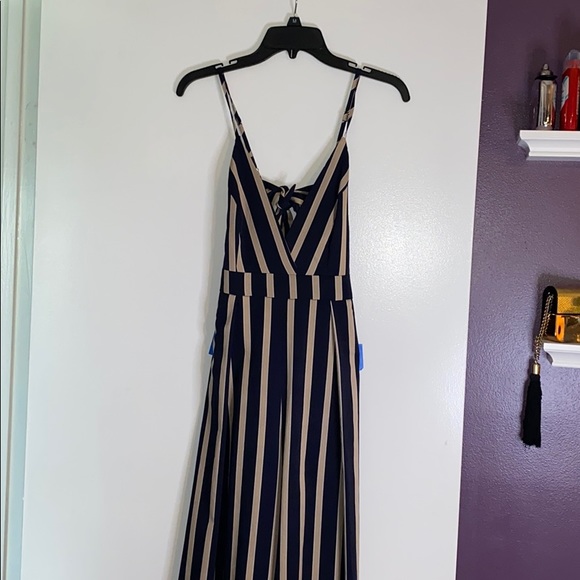 Jumpsuit - Picture 1 of 3